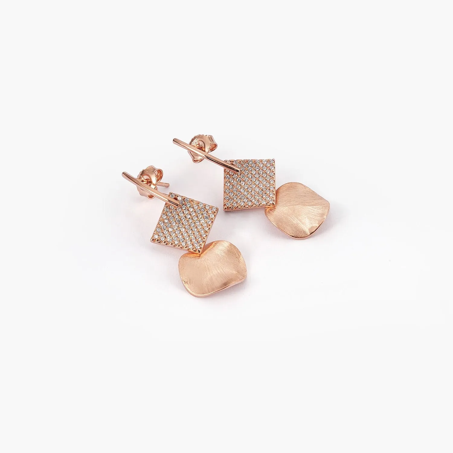 [-50%] Alar Drop Earrings