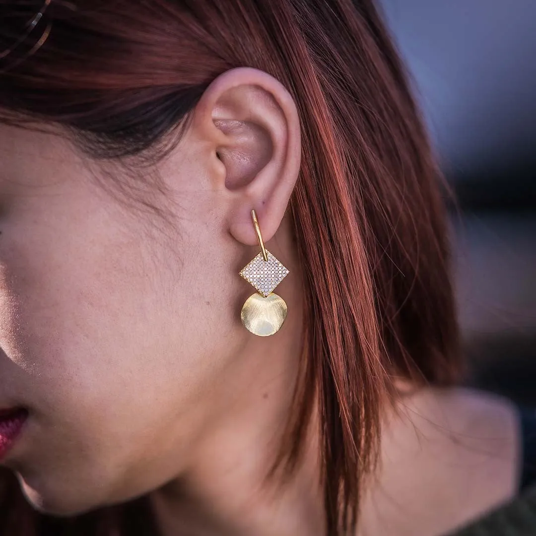 [-50%] Alar Drop Earrings