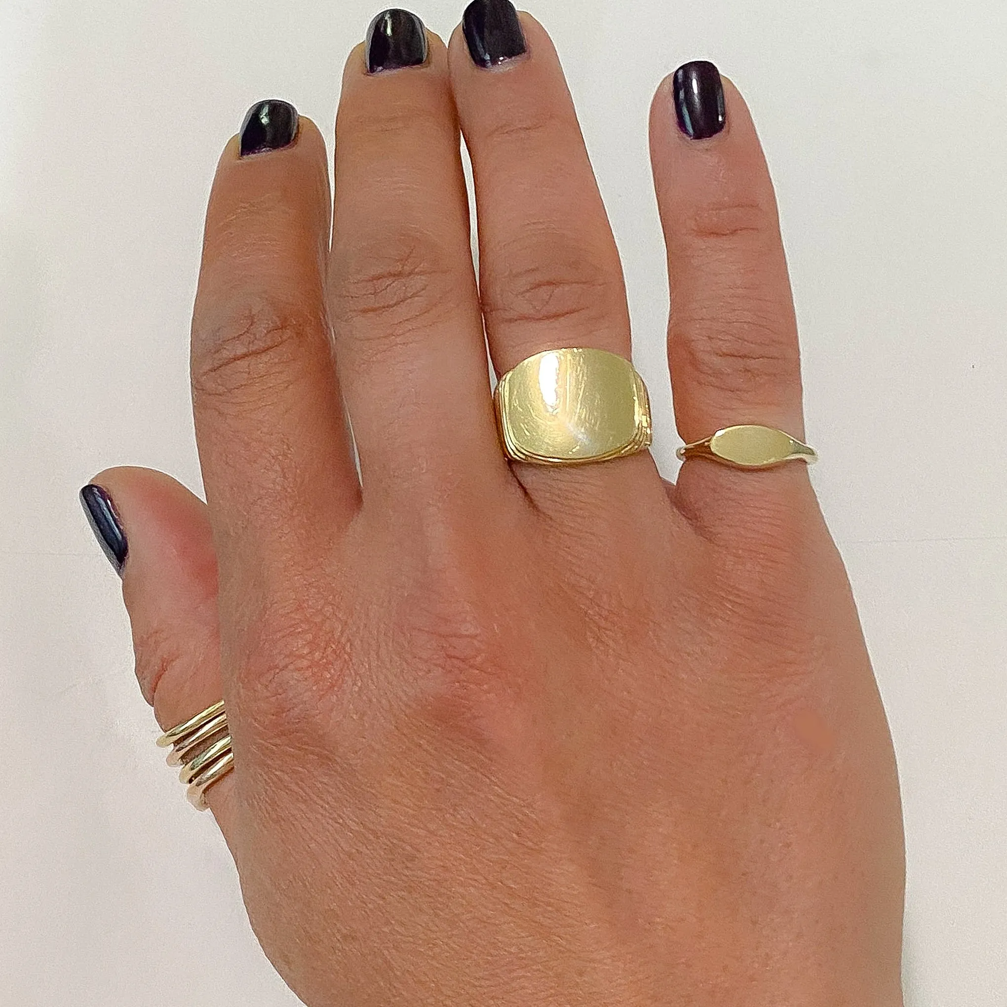 14K Gold Engravable Horizontal Oval Signet Ring ~ Small Size