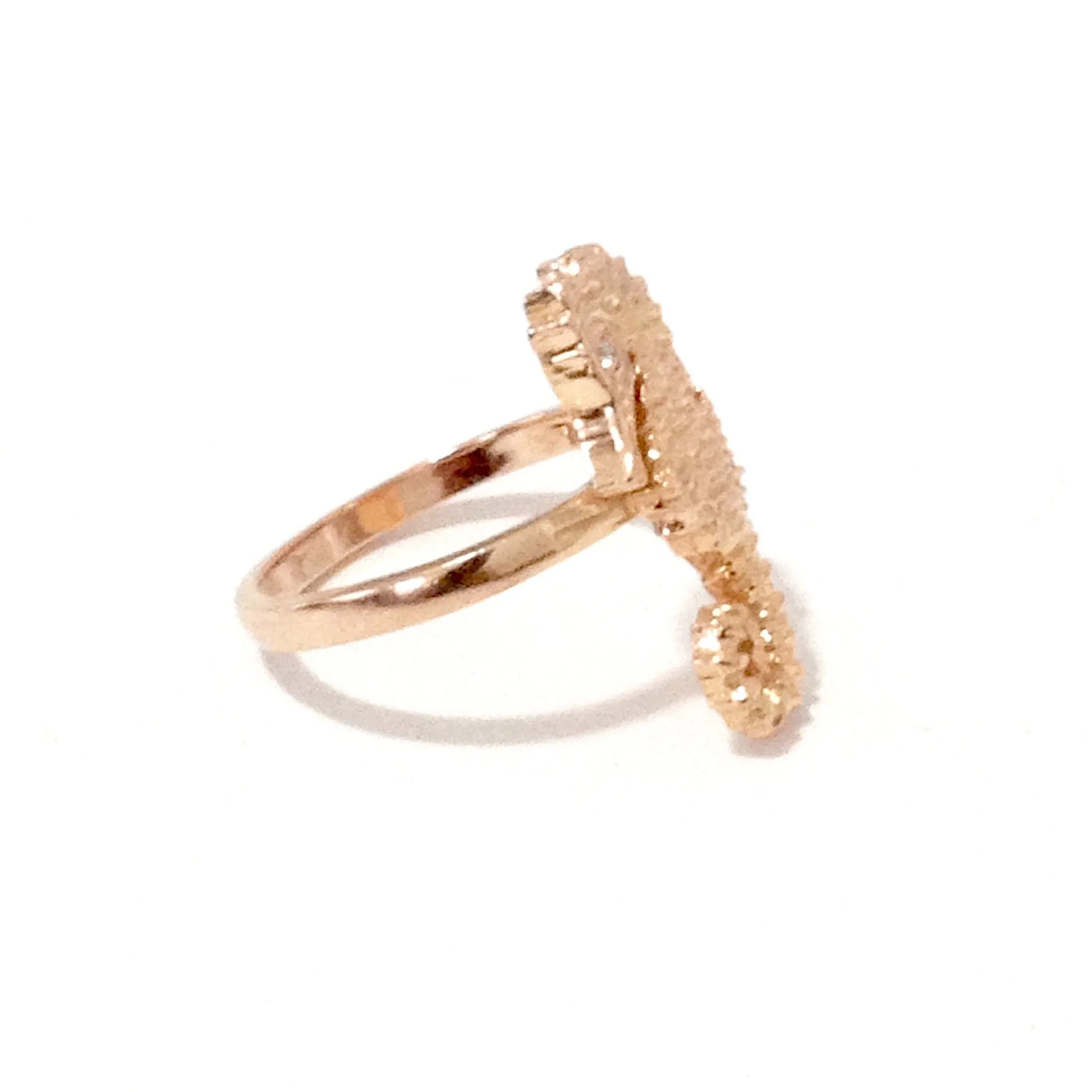 14K Gold Large Size Seahorse Ring with Diamond Eye
