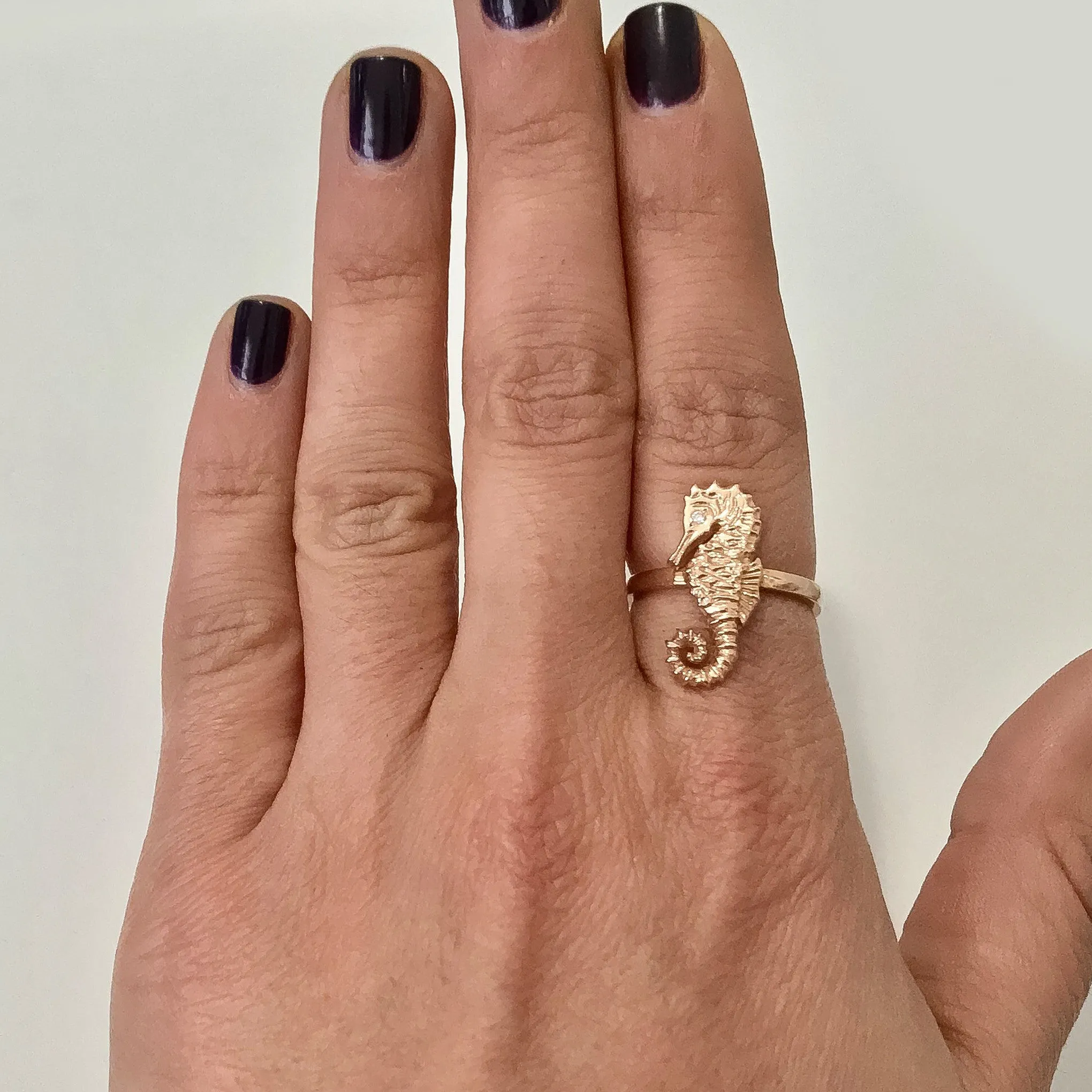 14K Gold Large Size Seahorse Ring with Diamond Eye