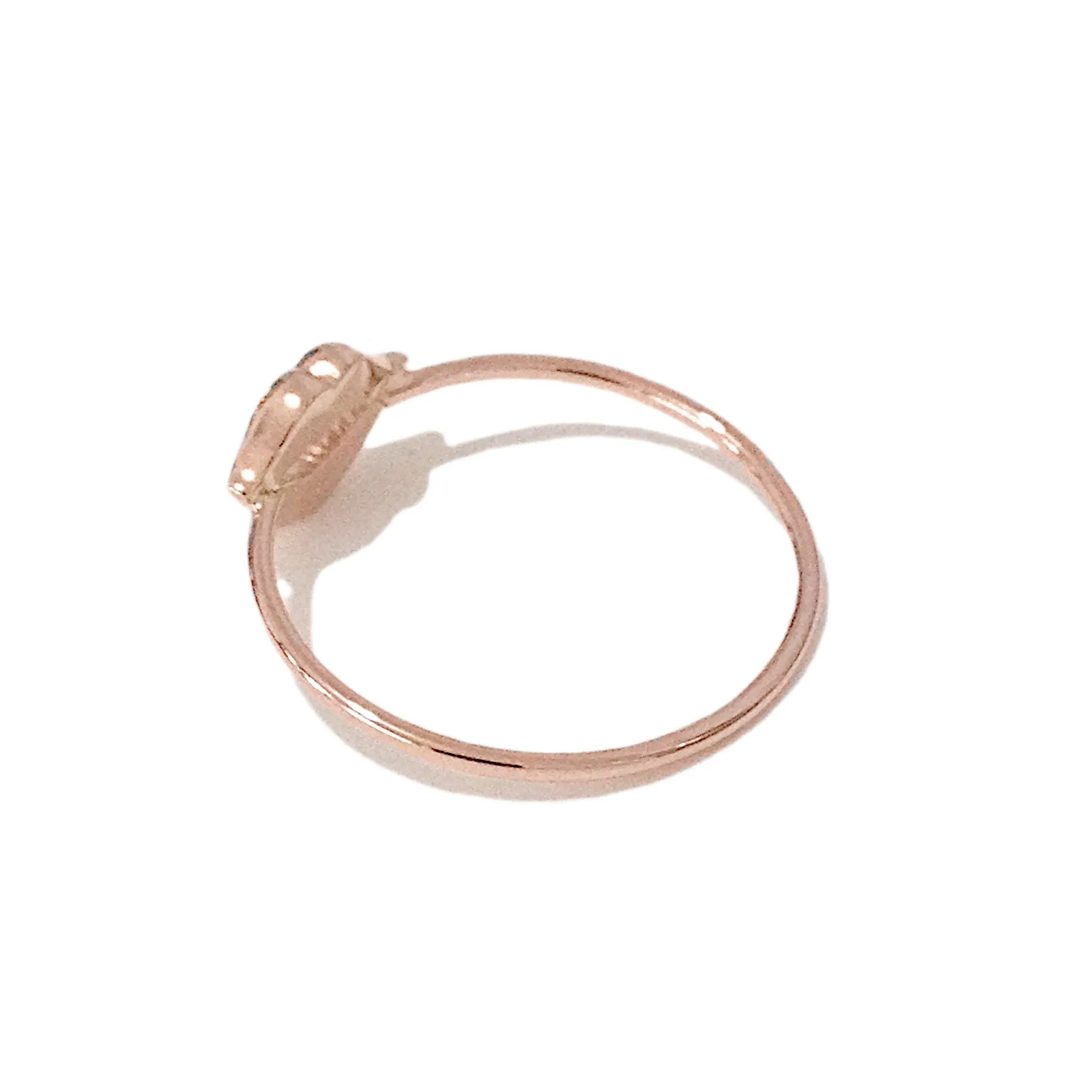 14K Gold Lip Pout Kiss Ring