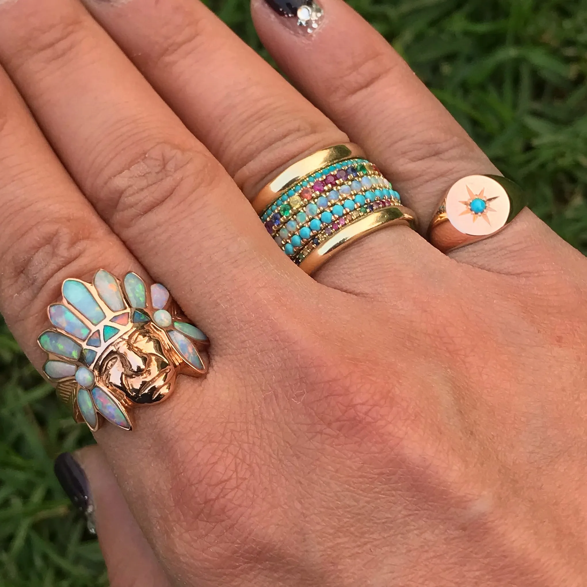 14K Gold Star Set Turquoise Round Signet Ring