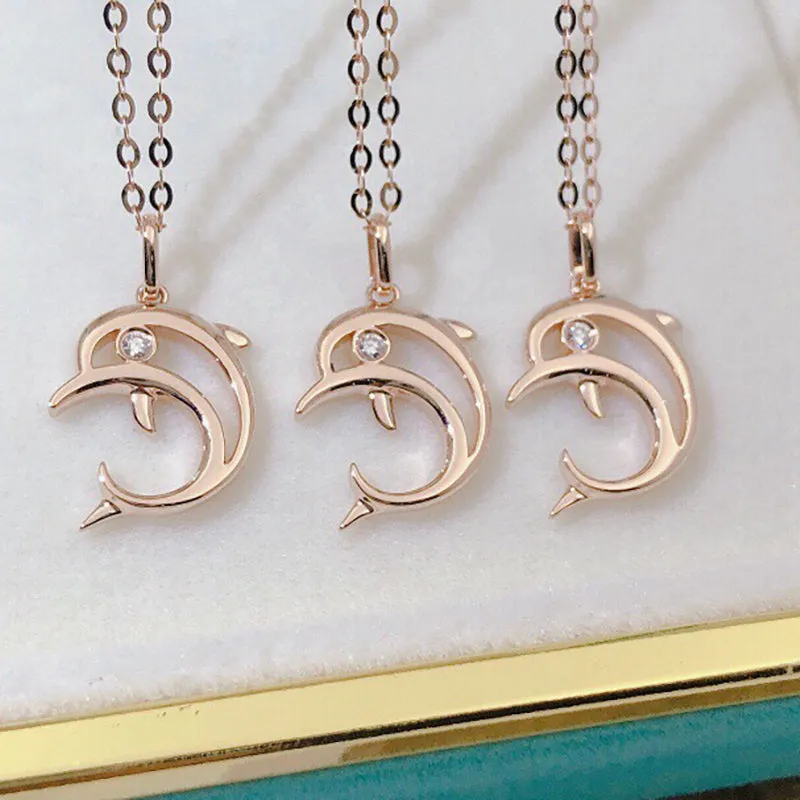 18K Gold Round Cut 0.01ct Real Diamond Simple Dolphin Pendant Necklace
