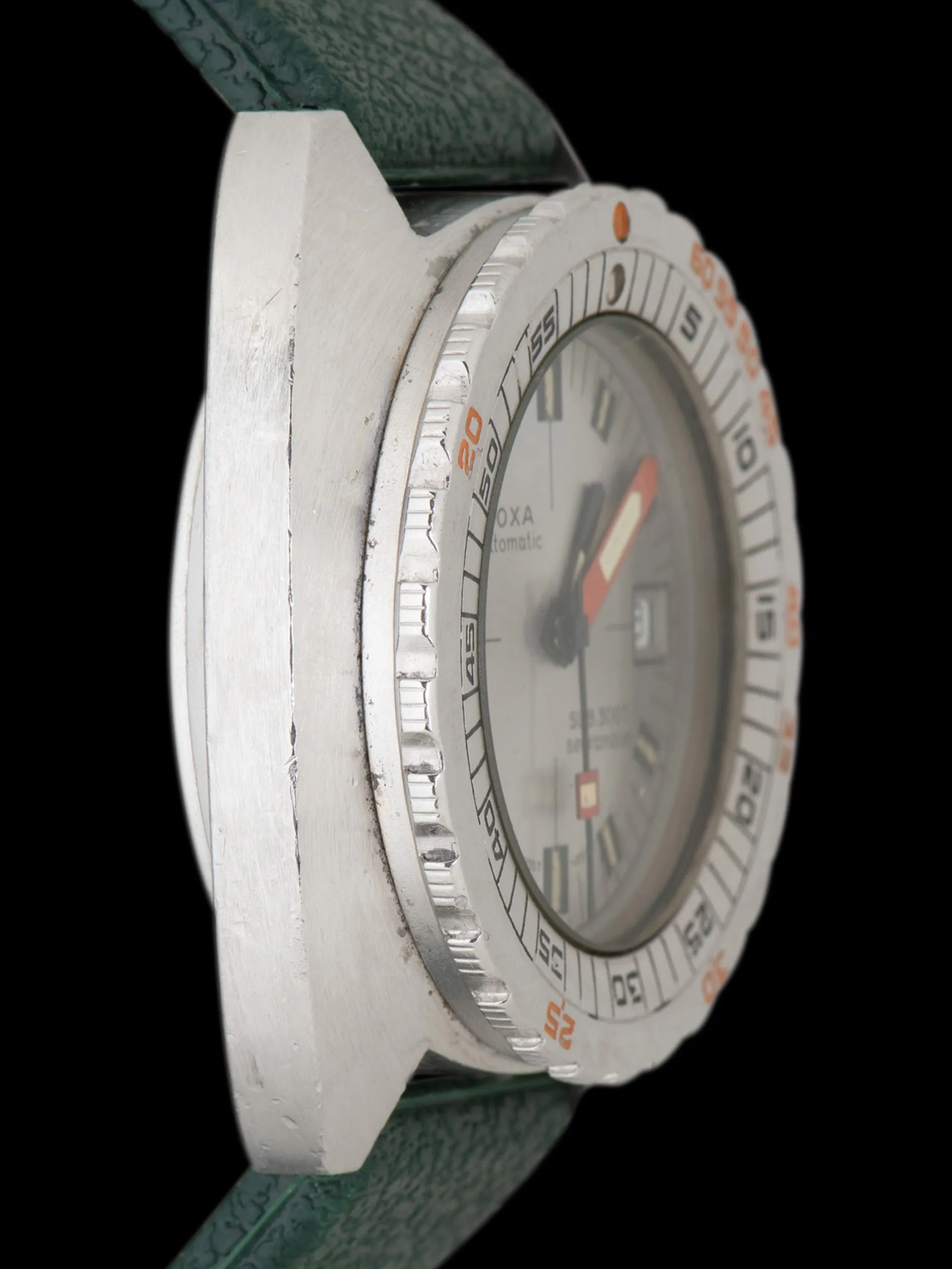 1970s DOXA Sub 300T Searambler (Ref. 11899 4)