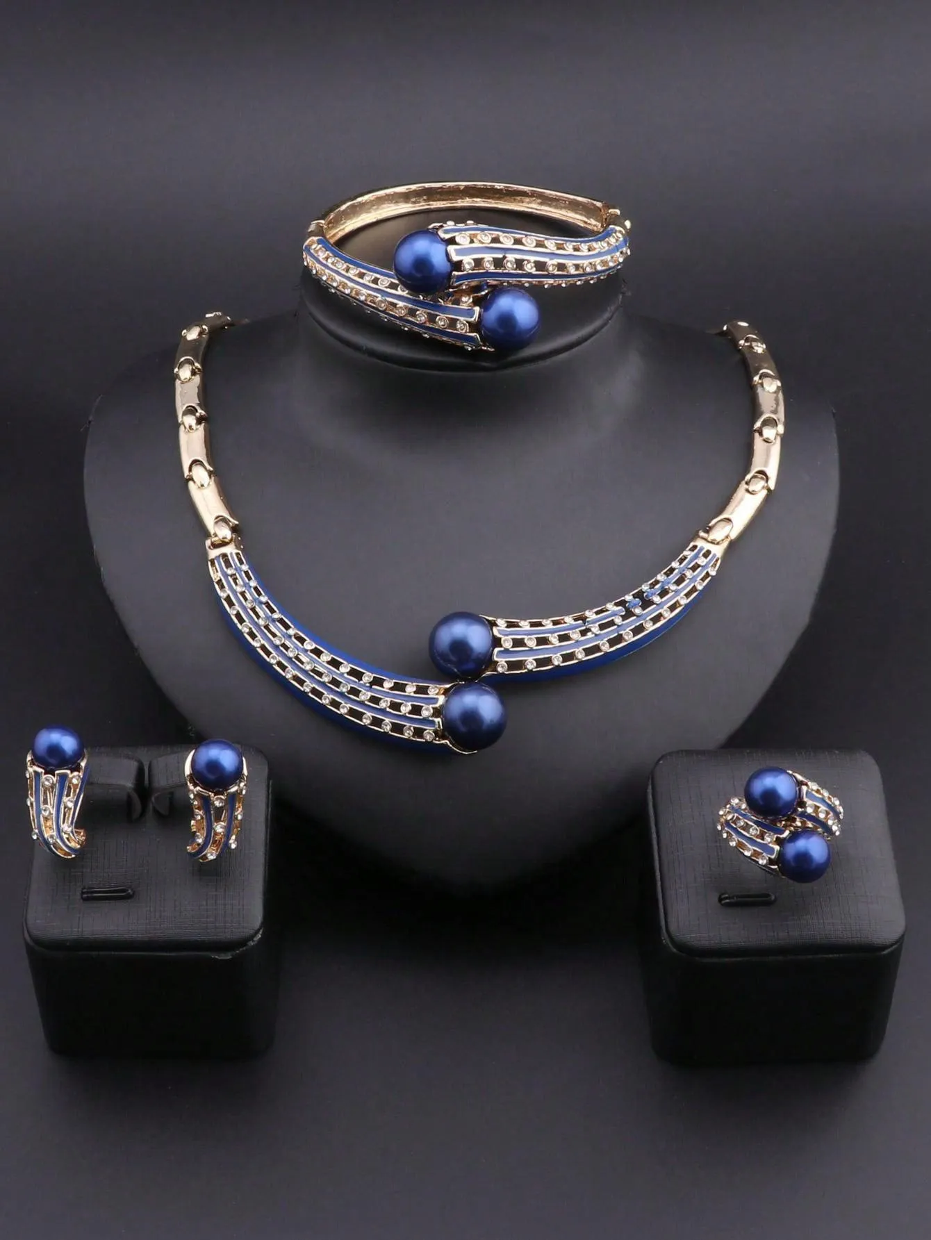 1set Simple Golden Plated Crystal
