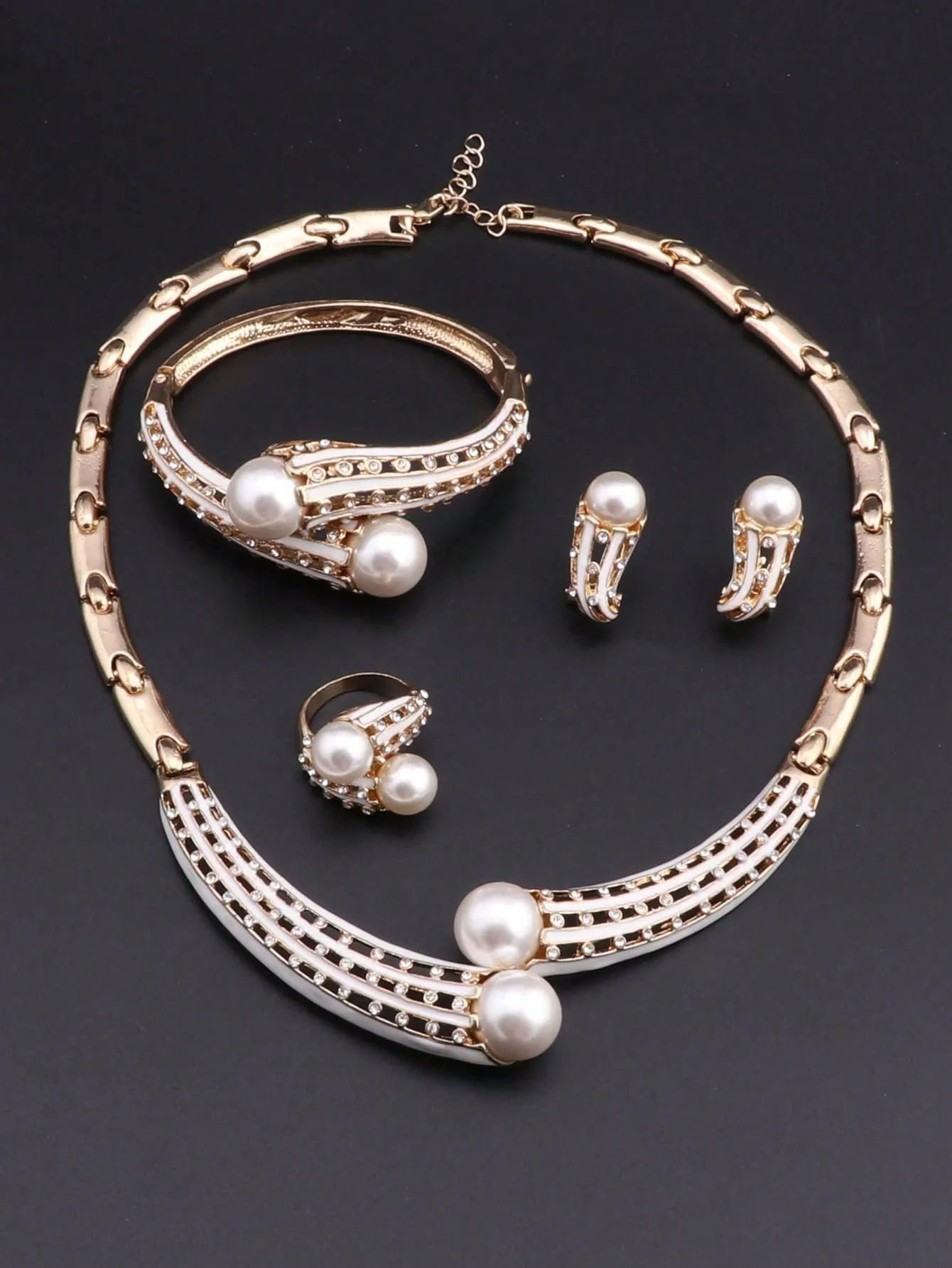 1set Simple Golden Plated Crystal