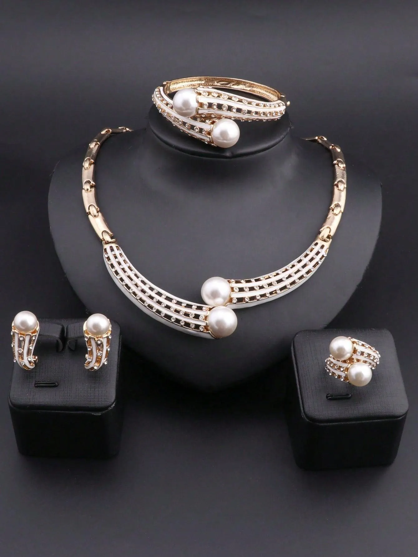 1set Simple Golden Plated Crystal