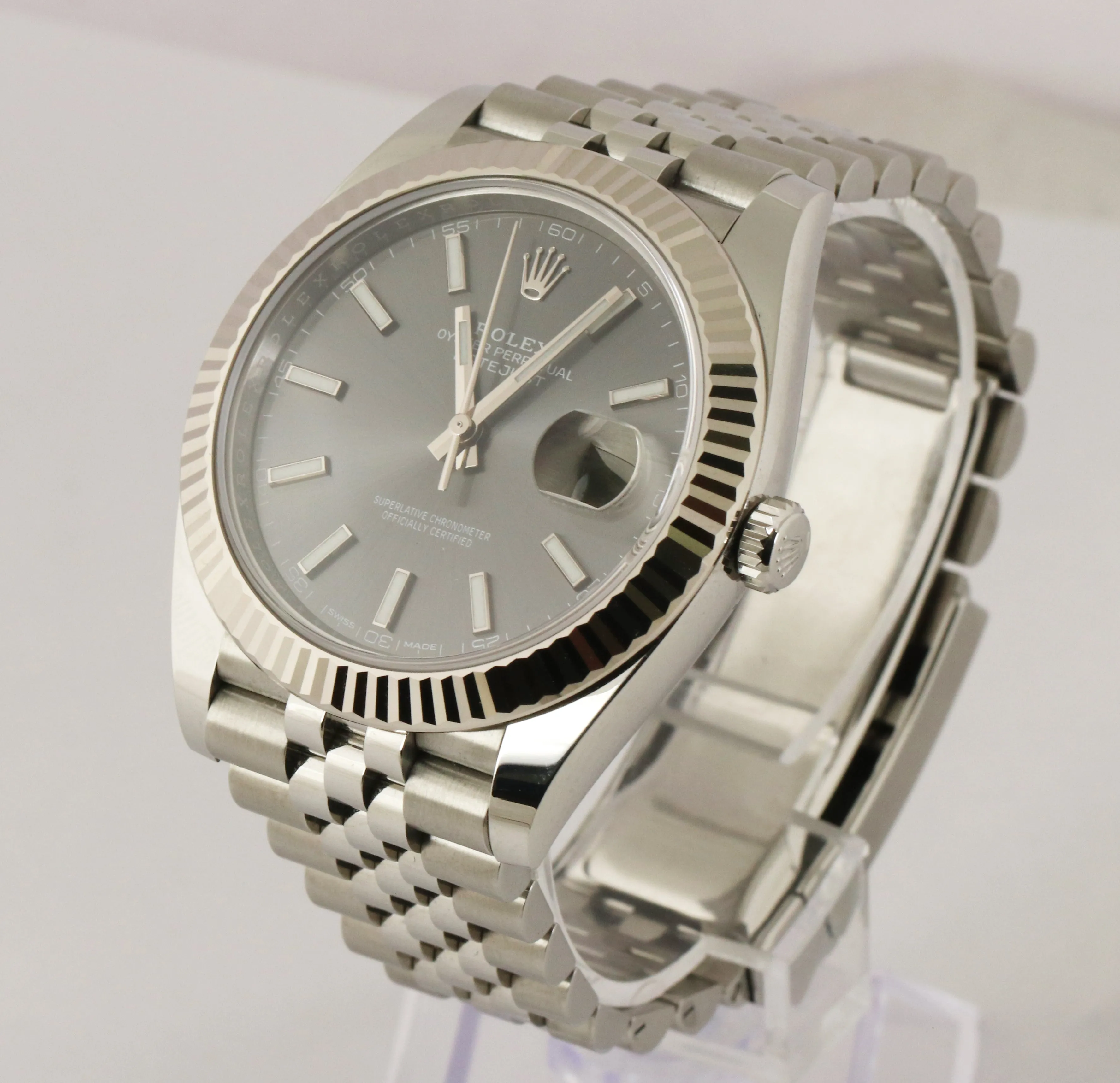 2017 Rolex DateJust 41 126334 Gray Rhodium 41mm Fluted Gold Stainless Jubilee