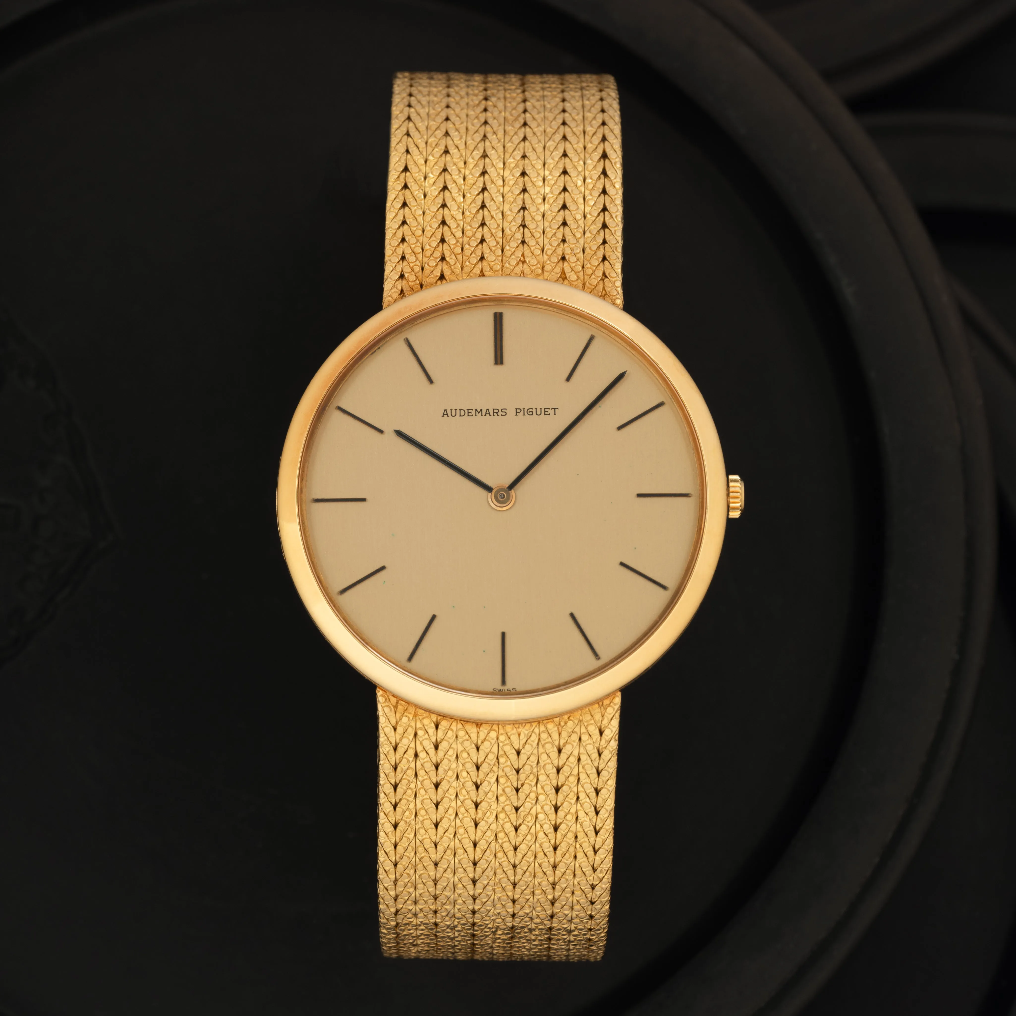 AUDEMARS PIGUET 18K YELLOW GOLD