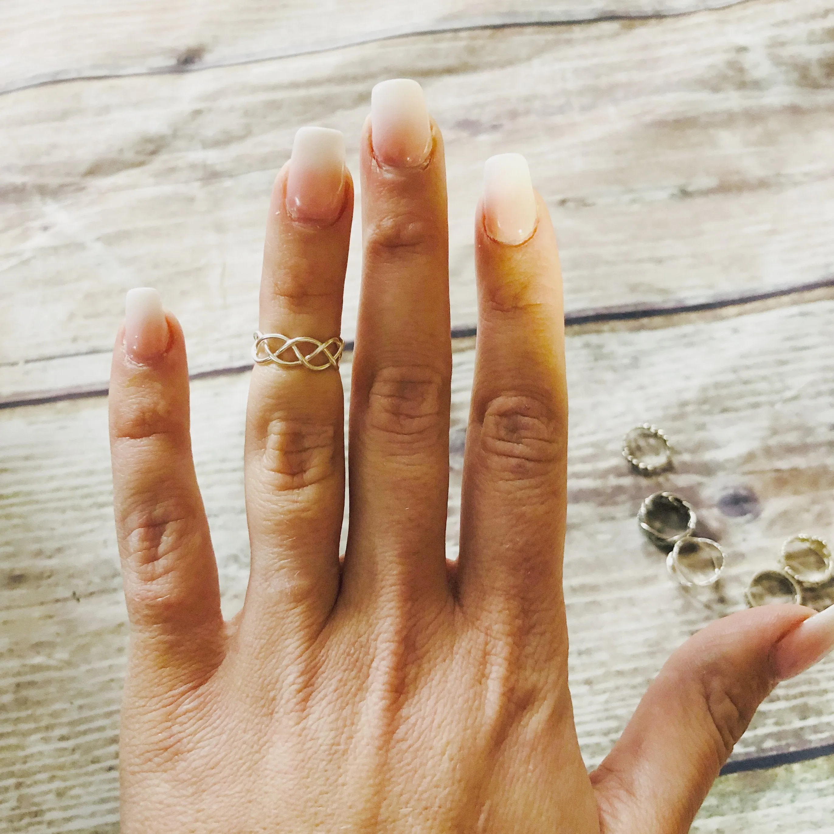 Celtic knot Ring - Sterling Silver Stacking Ring