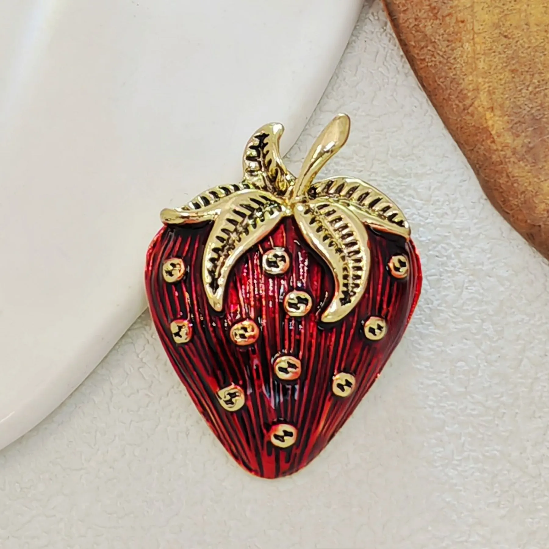 Charming Gold - toned Strawberry - shaped Enamel Brooch