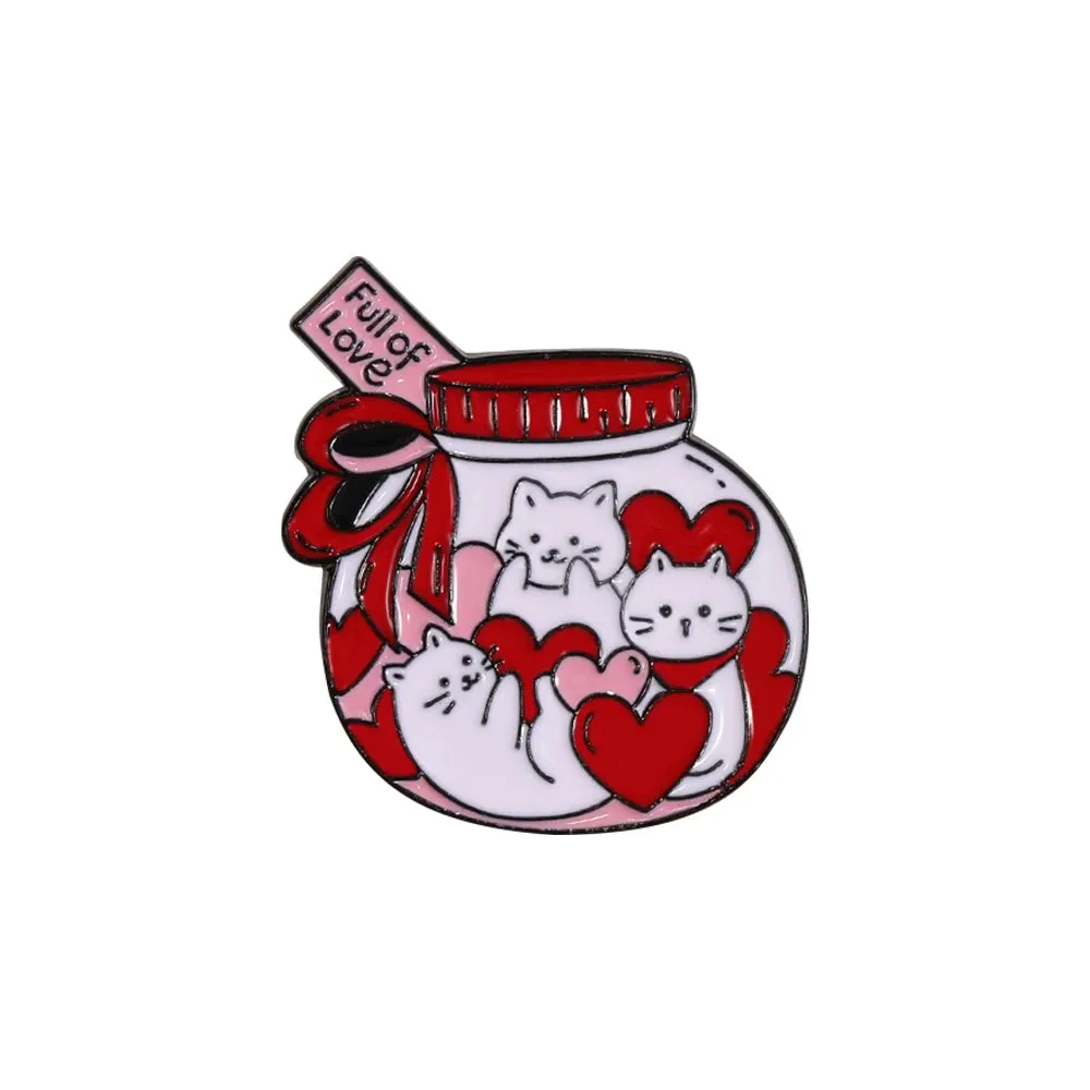 Charming Kawaii Cat Love Enamel Pins - Adorable White Kitten Heart Brooches for Pet Lovers 💖🐾✨