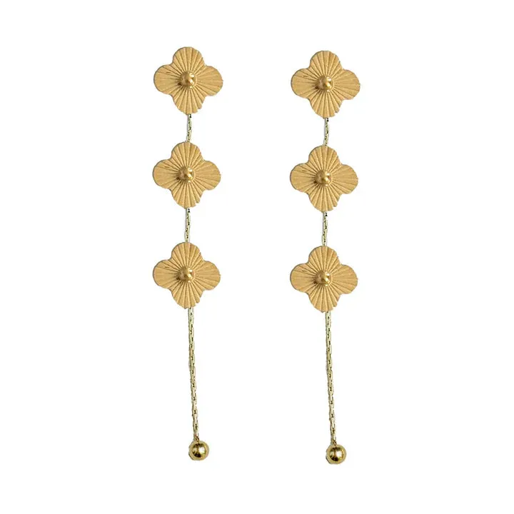 Clover Duster Drop Earring