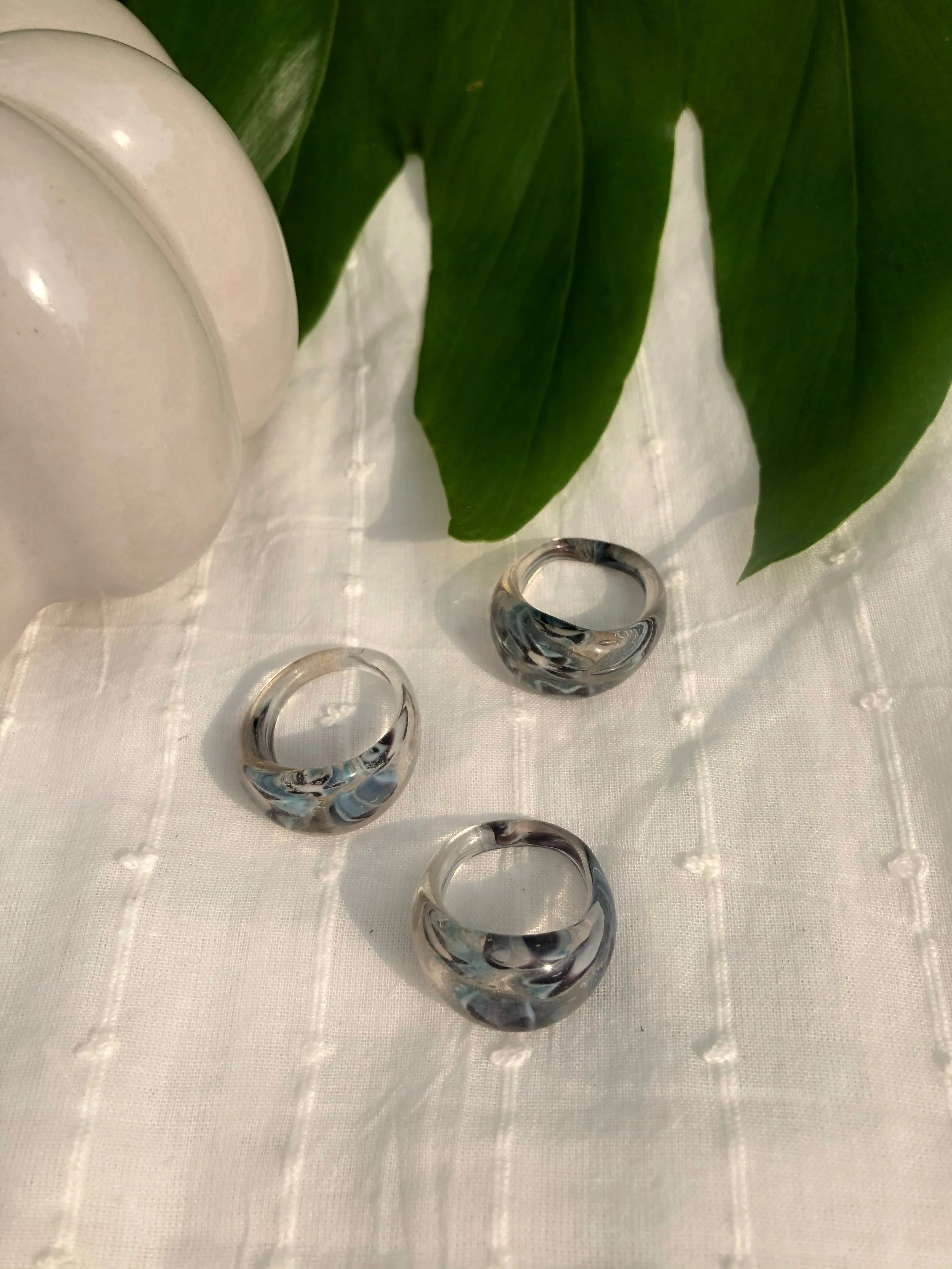 CORNFLOWER GLASS RING