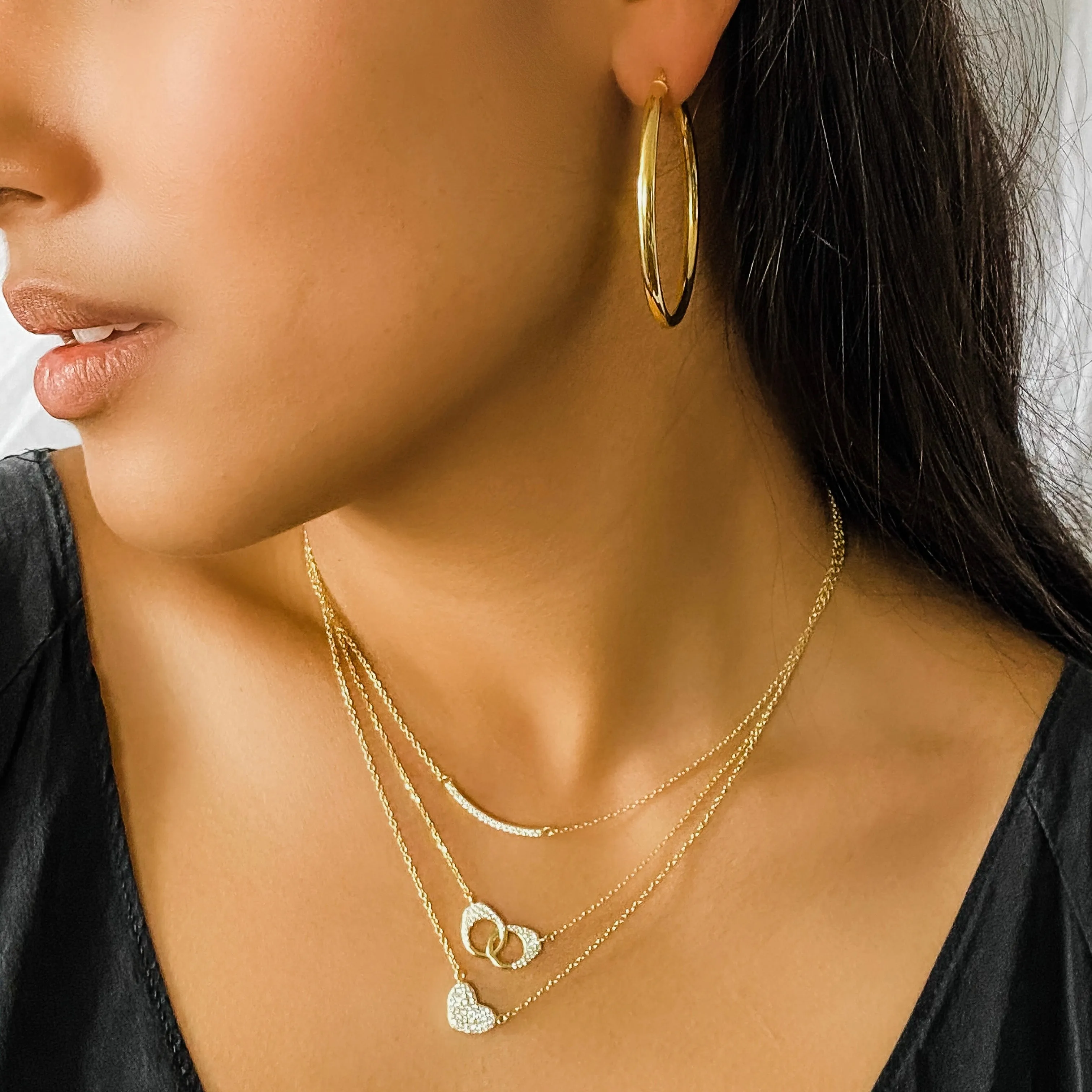 Curved Bar Necklace