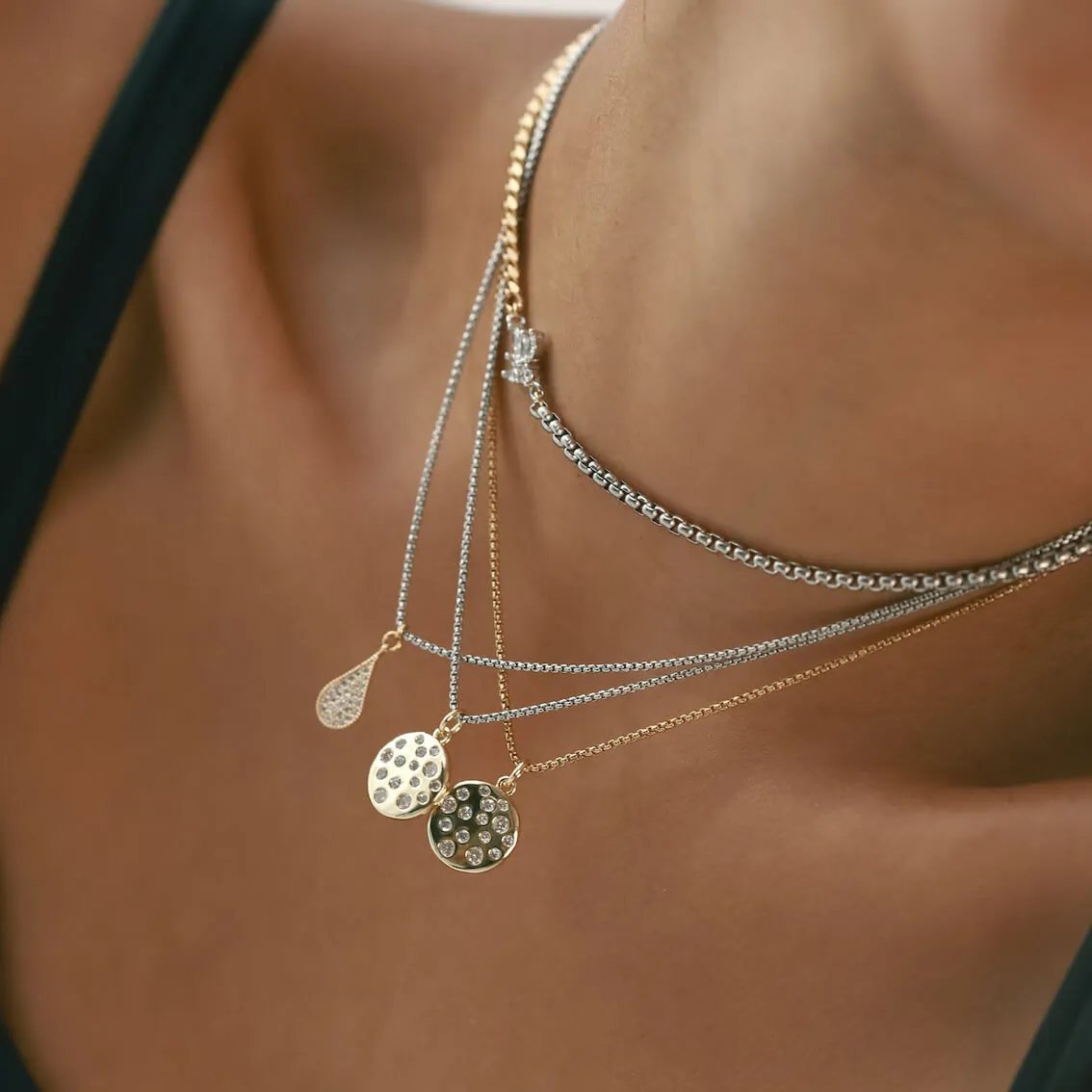 DALMATIAN NECKLACE