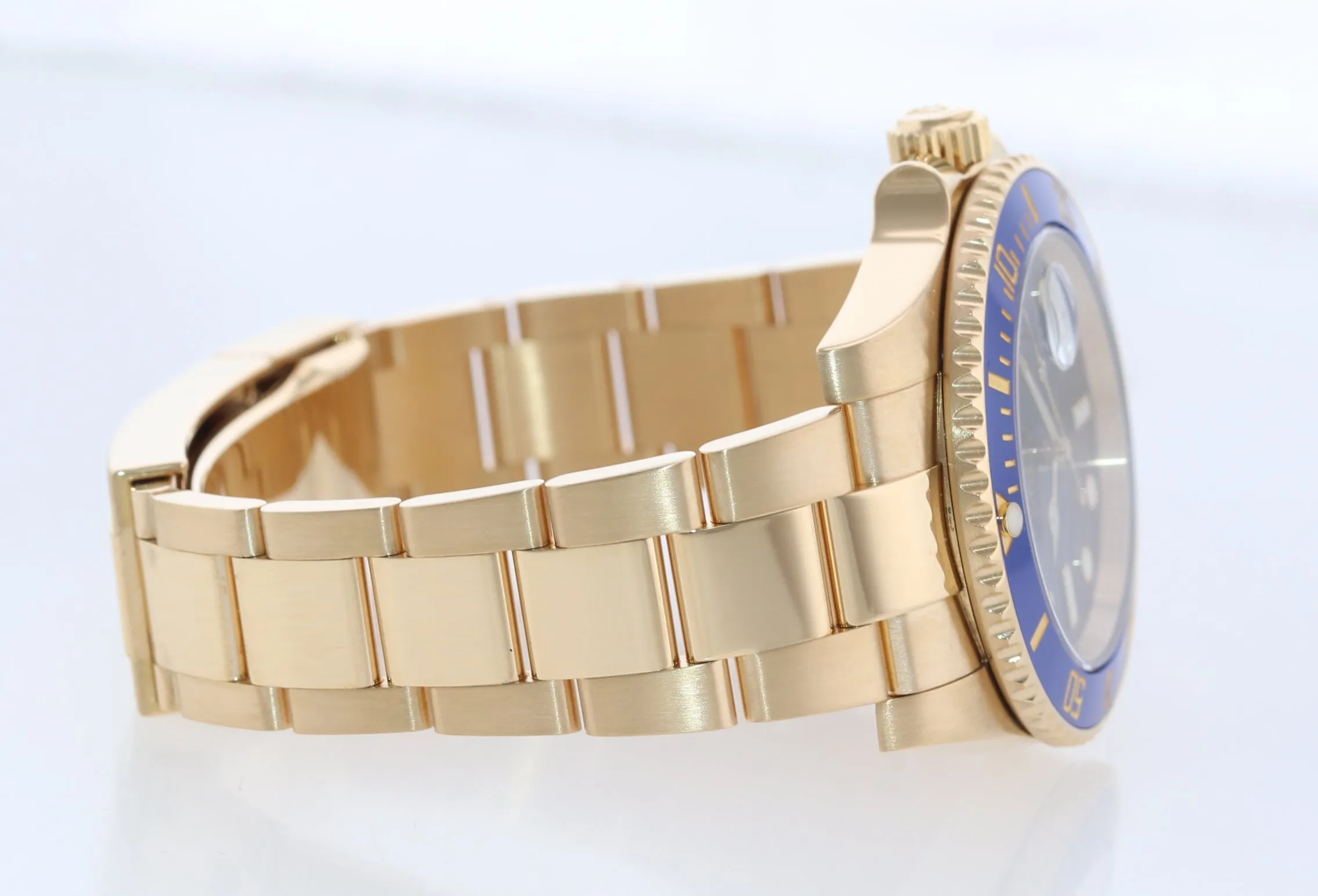Discontinued 2019 Rolex Sunburst Blue Ceramic 116618 Yellow Gold 40mm Watch Box
