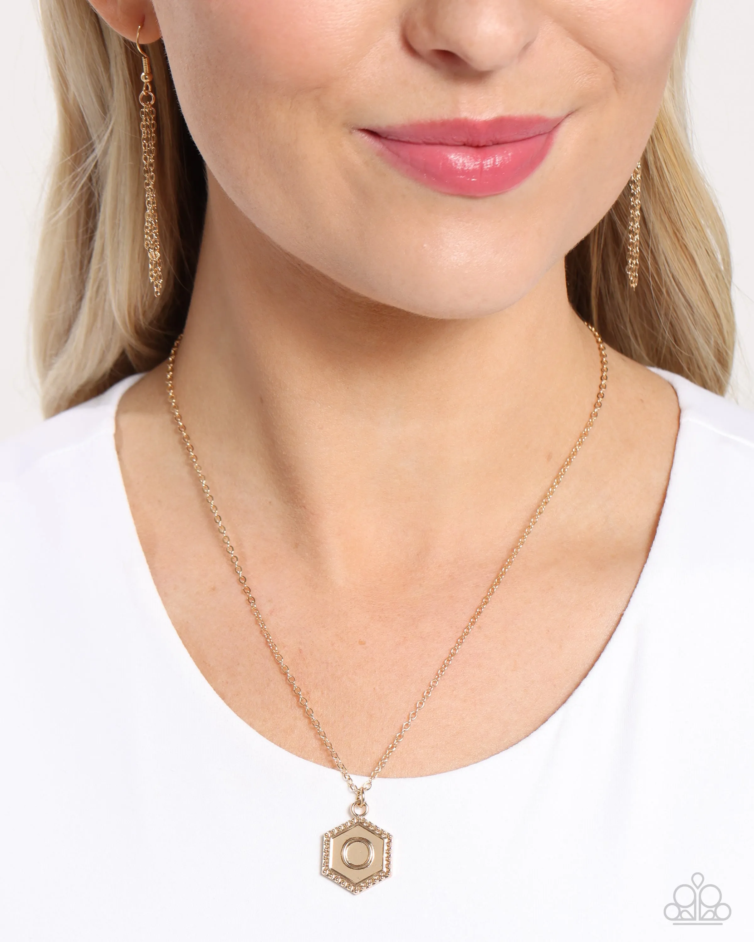 Emblematic Elegance - Gold - O Initial Necklace