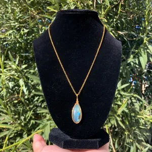 Ersa ✵ Labradorite Pendant ✵