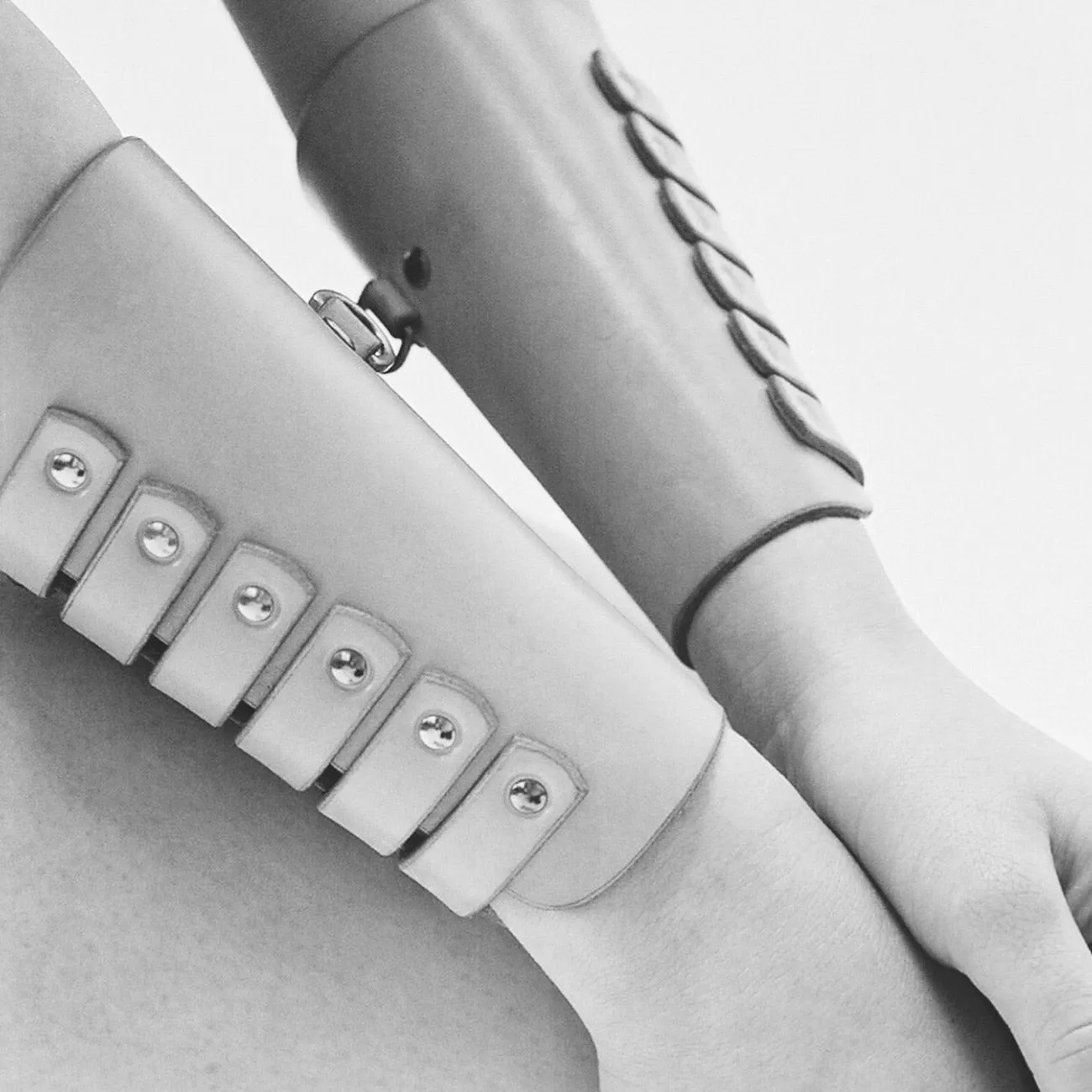 GAUNTLET CUFFS NATURAL
