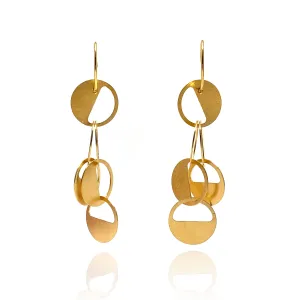 Gold Interlocking Circular Earrings