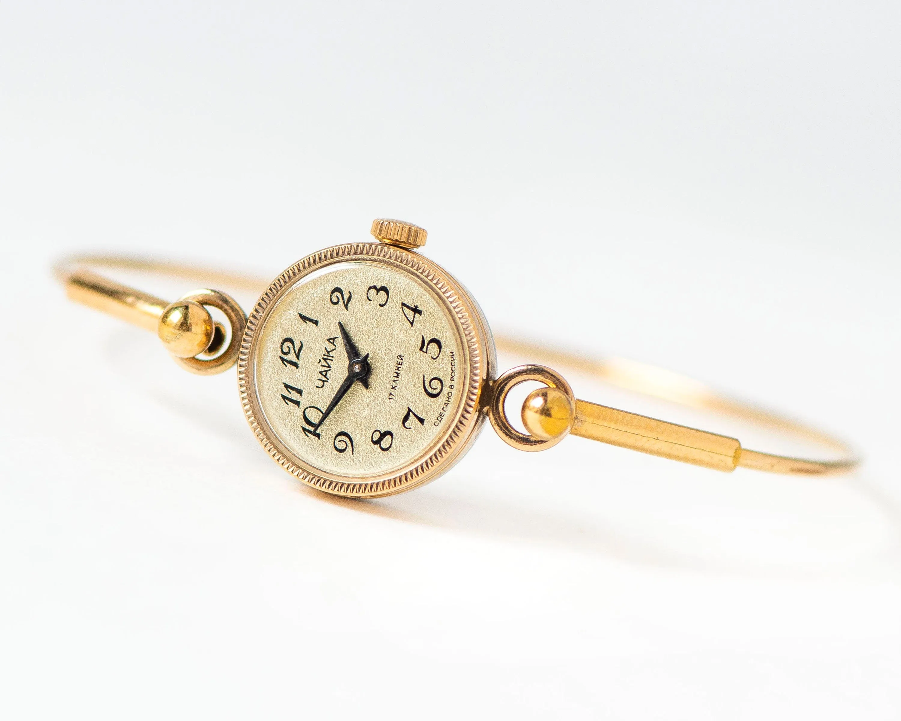 Gold plated women cocktail watch classic, chic women watch bracelet delicate Seagull lady watch Arabic numerals dial evening watch jewelry