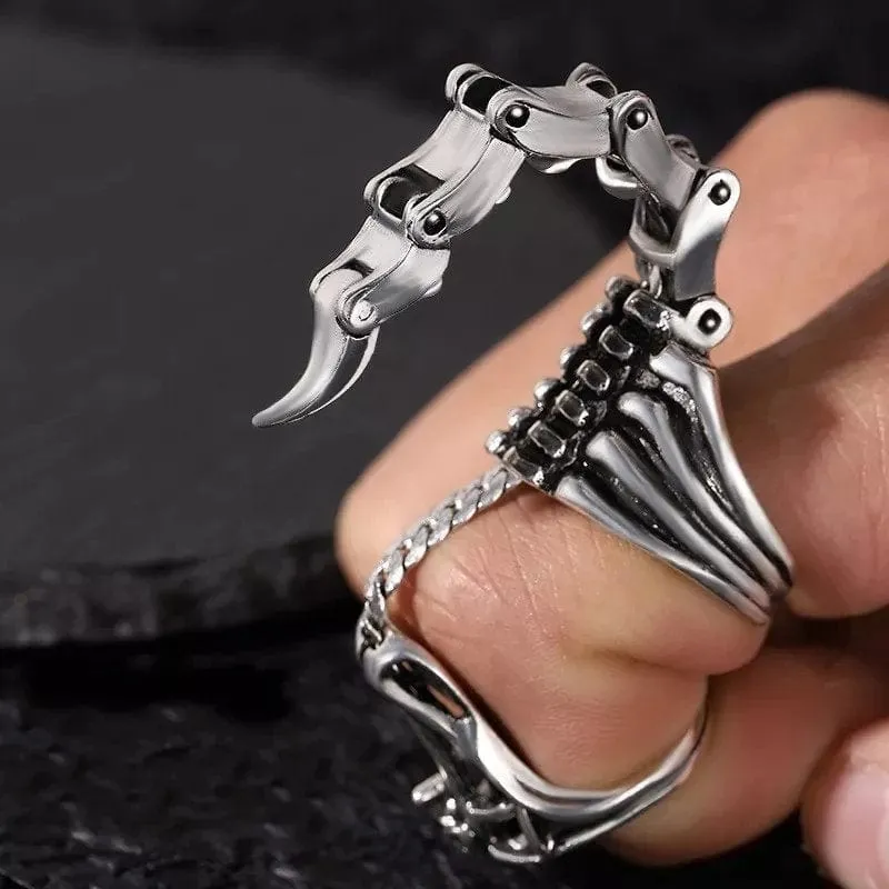 Gothic Dark Nail Finger Armor Movable Scorpion Ring