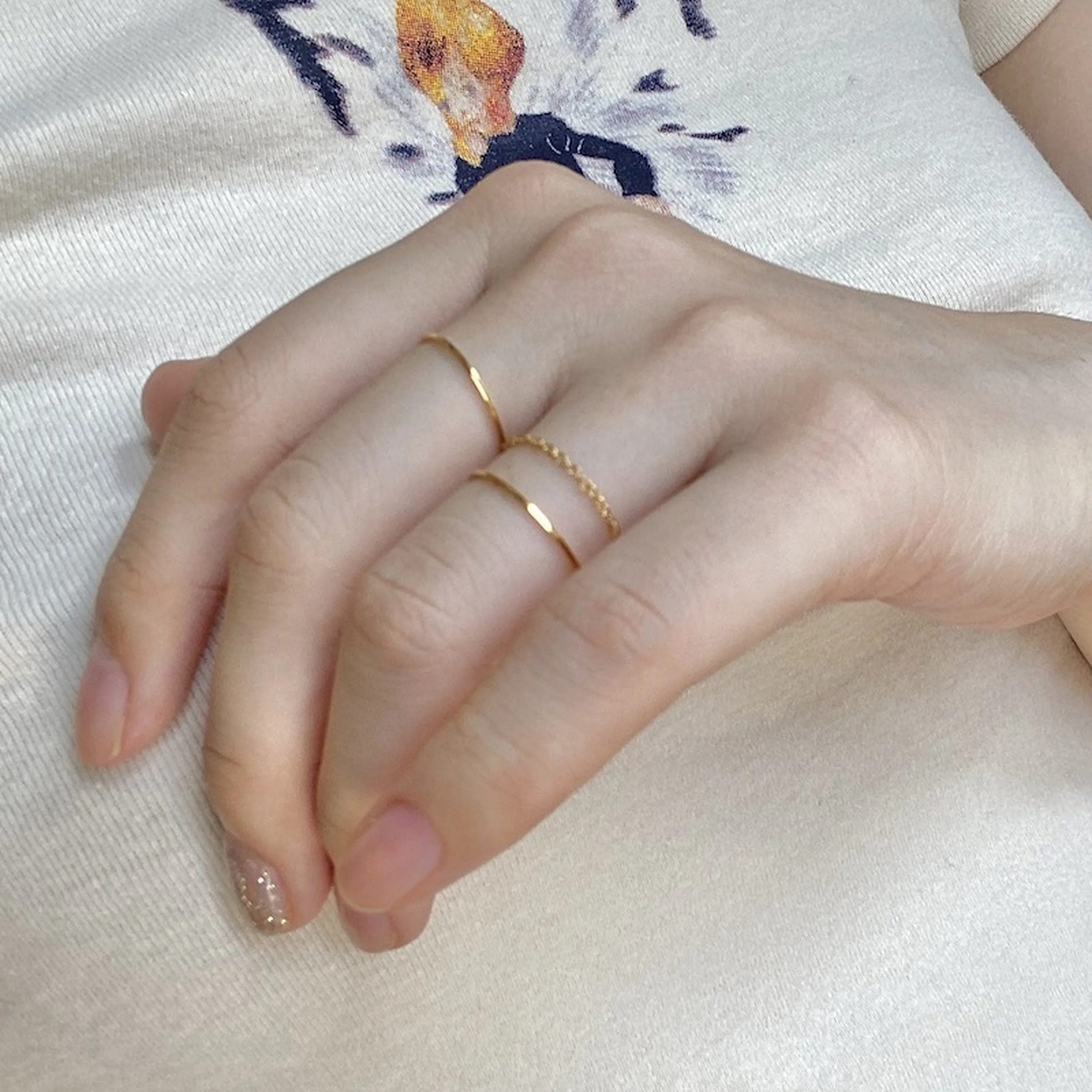 Hammered Ultra Thin Midi Knuckle Ring