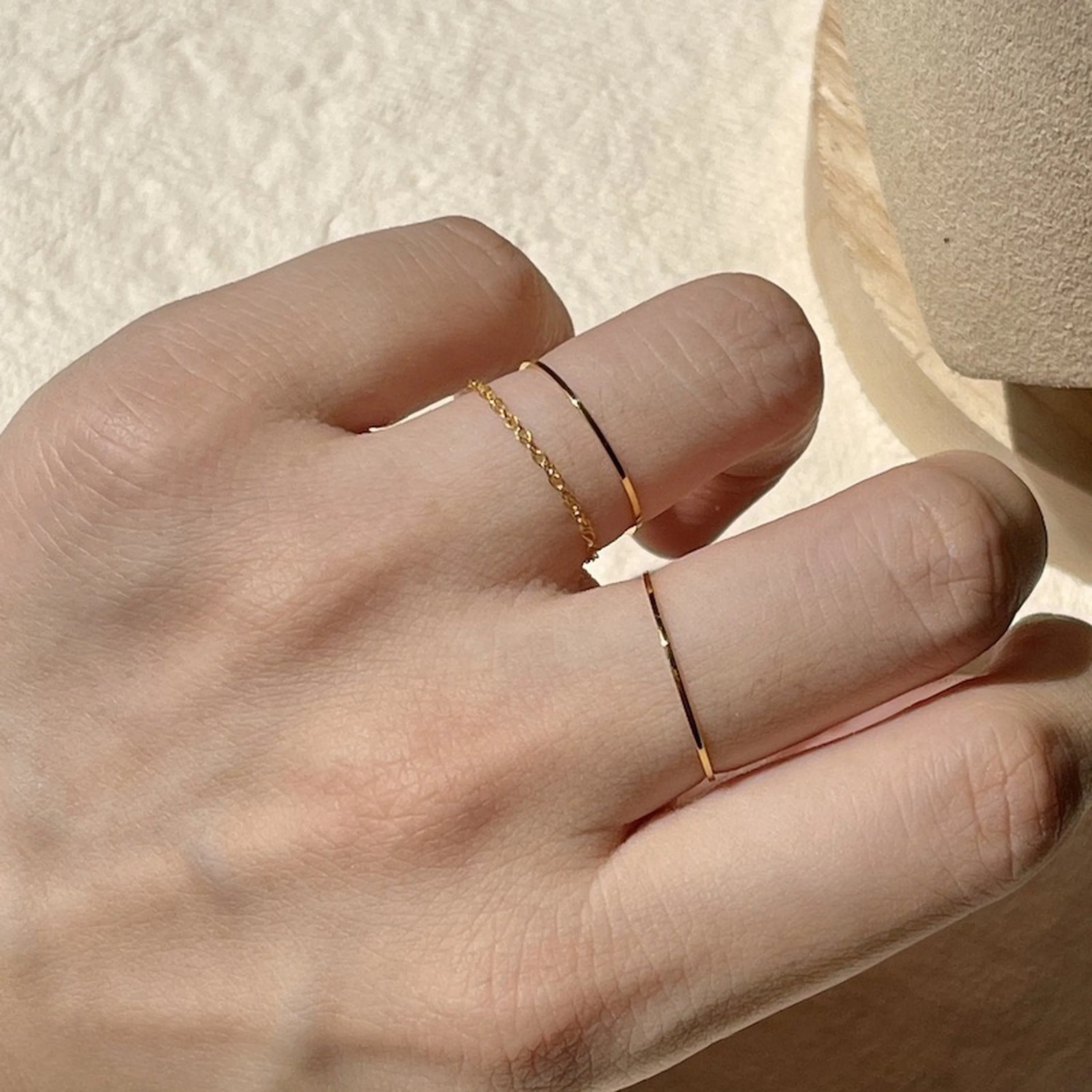 Hammered Ultra Thin Midi Knuckle Ring