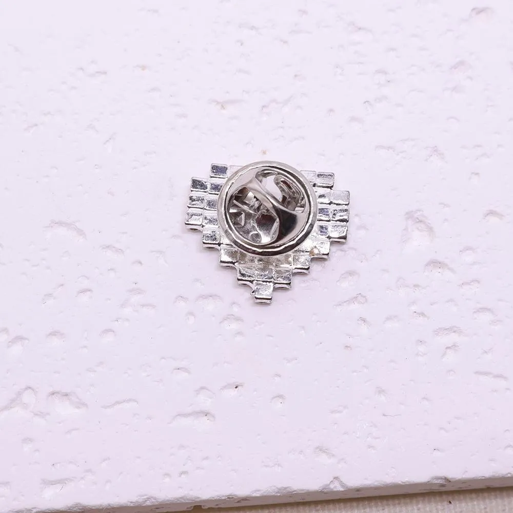 Heart Brooch Cardigan Button Sweater Coat Pin Fashion Corsage Jewelry Accessory