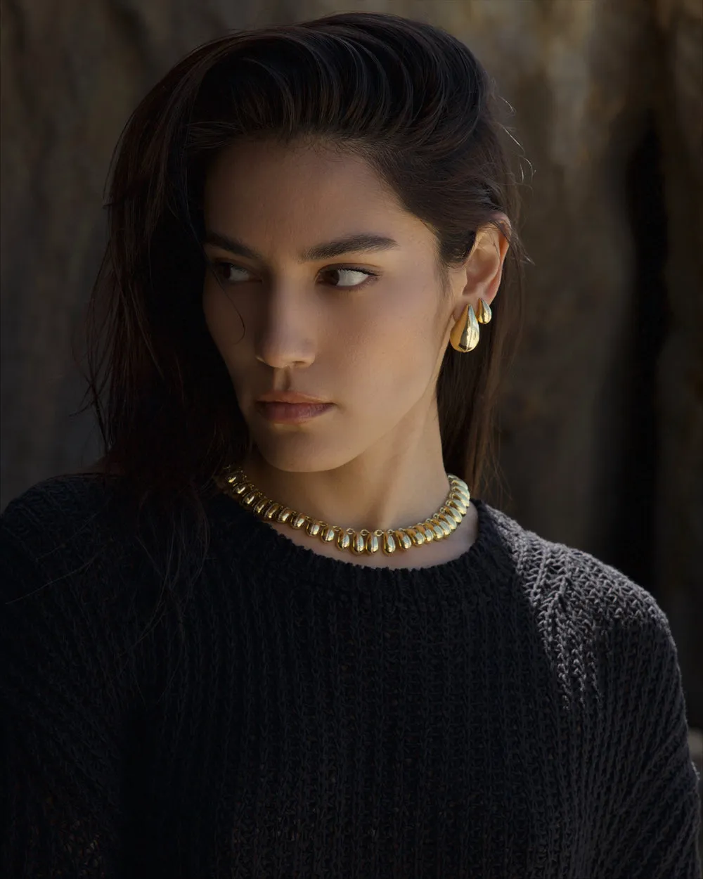 Hera Large Drop Earrings Gold