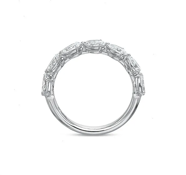 Horizontal Pear Shaped Diamond Band