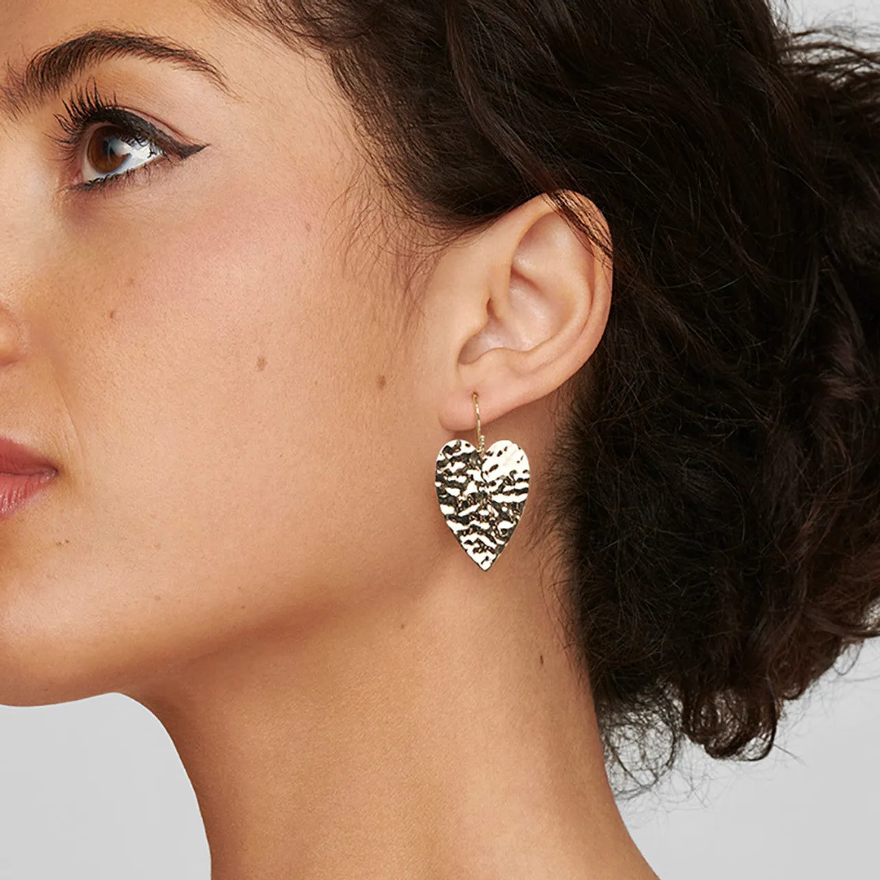 IPPOLITA Classico Large Heart Crinkle Earrings