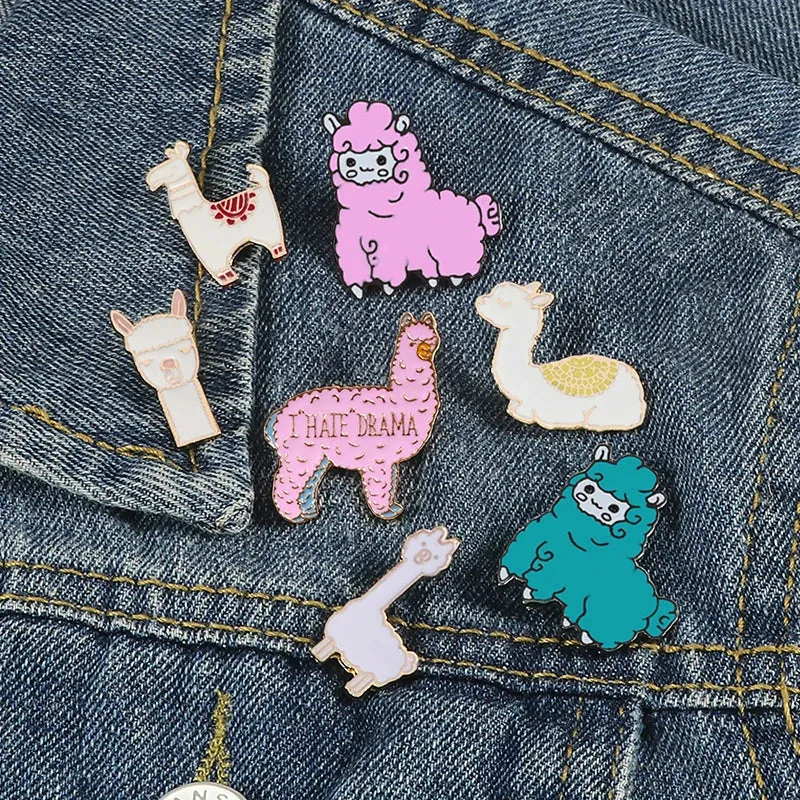 Kawaii Animal Brooches 🦙✨ Cute Enamel Pins - Cartoon Camel & Alpaca Fashion Jewelry for Kids & Women 🎀💖