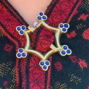 Medieval Brooch Decorative Sexfoil