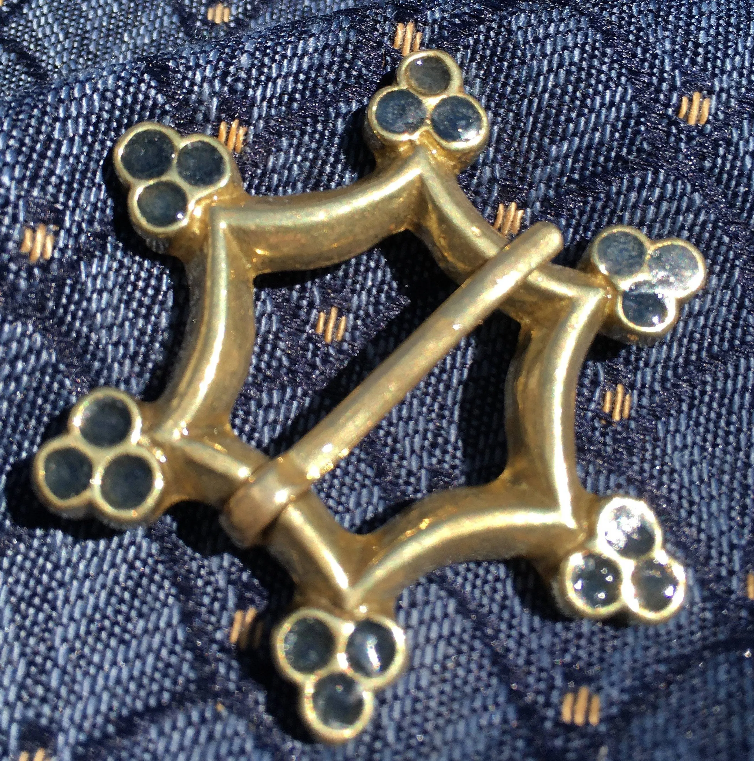 Medieval Brooch Decorative Sexfoil