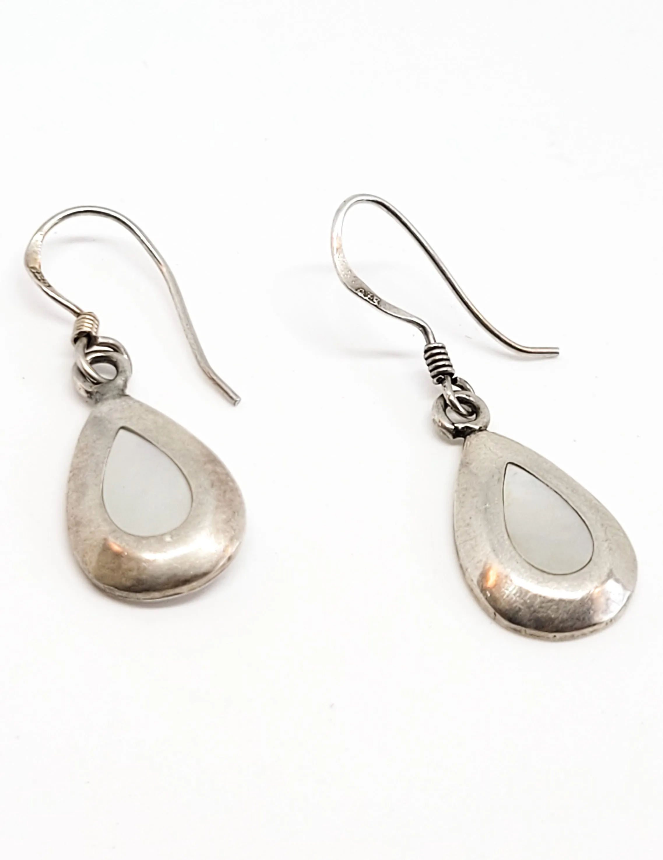 Mother of Pearl MOP gemstone inlay sterling silver tear drop vintage earrings 925
