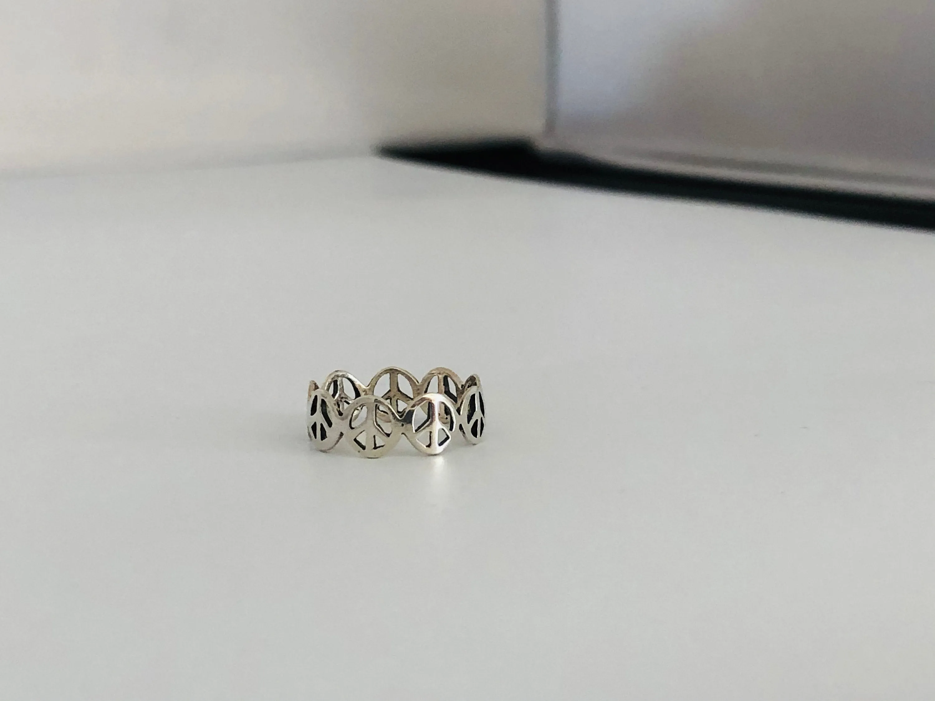 Peace sign Ring - Sterling Silver Stacking Ring
