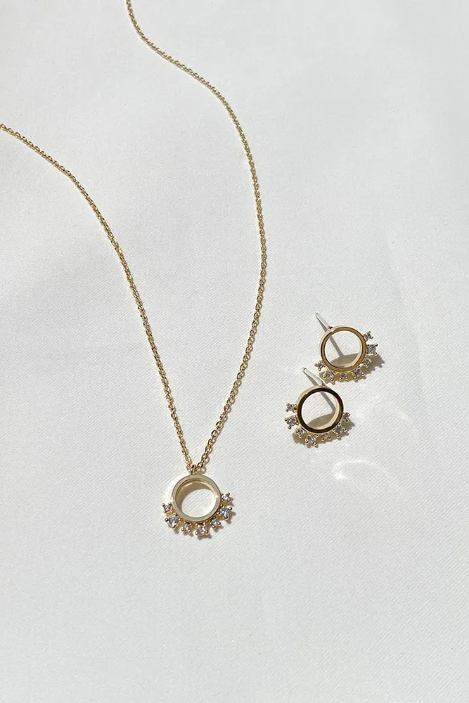 Pia Necklace