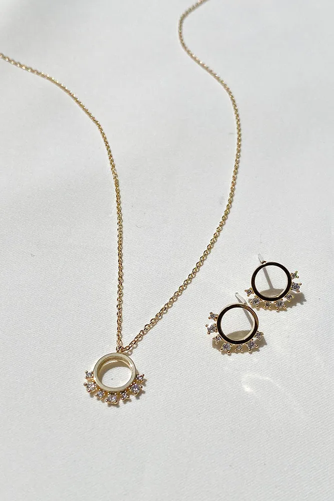 Pia Necklace