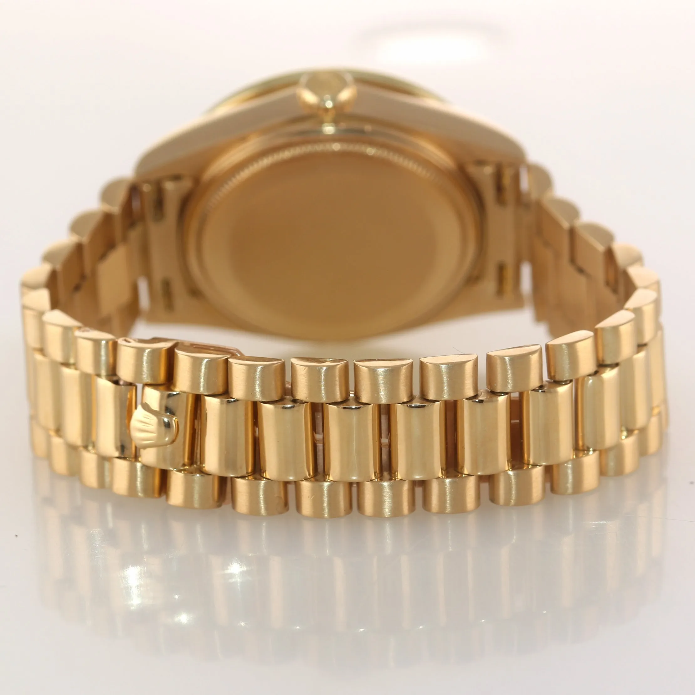 Rolex Day-Date President 36mm 18038 Champagne Diamond Bezel Yellow Gold Watch