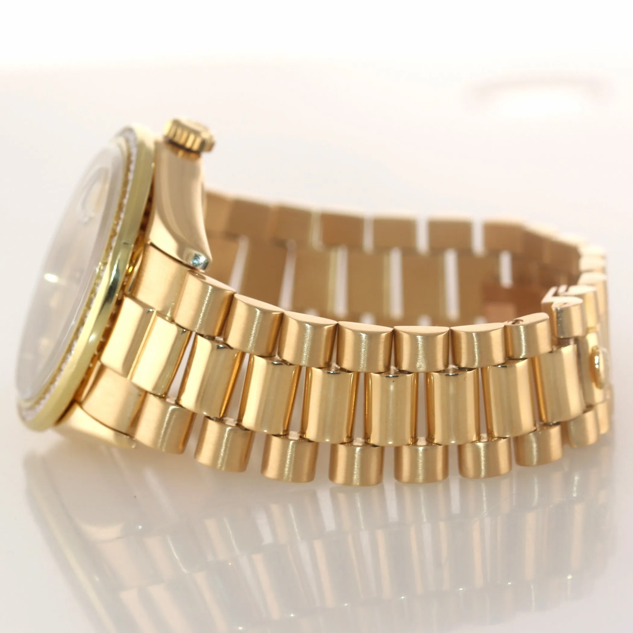 Rolex Day-Date President 36mm 18038 Champagne Diamond Bezel Yellow Gold Watch