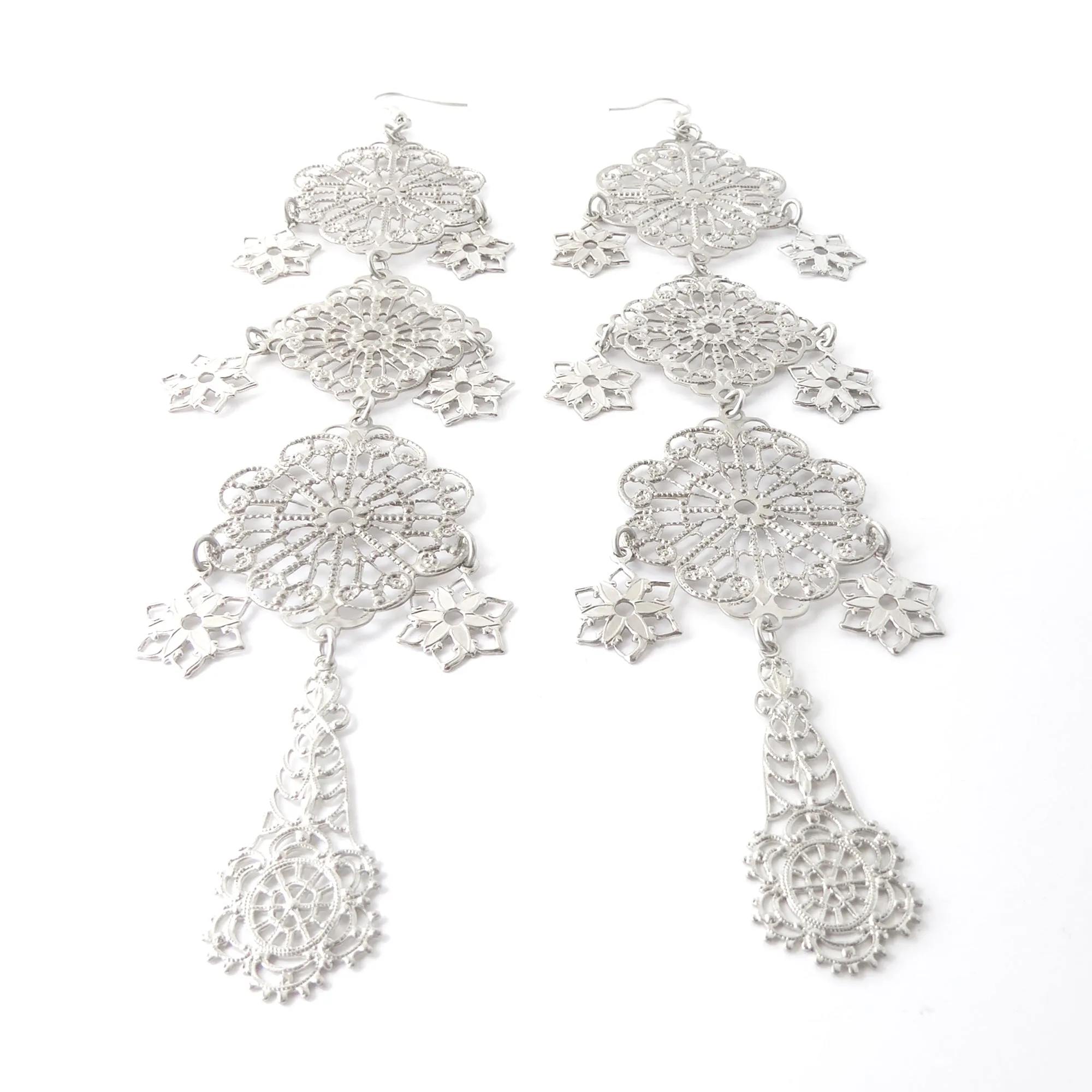 Silver long estrella earrings