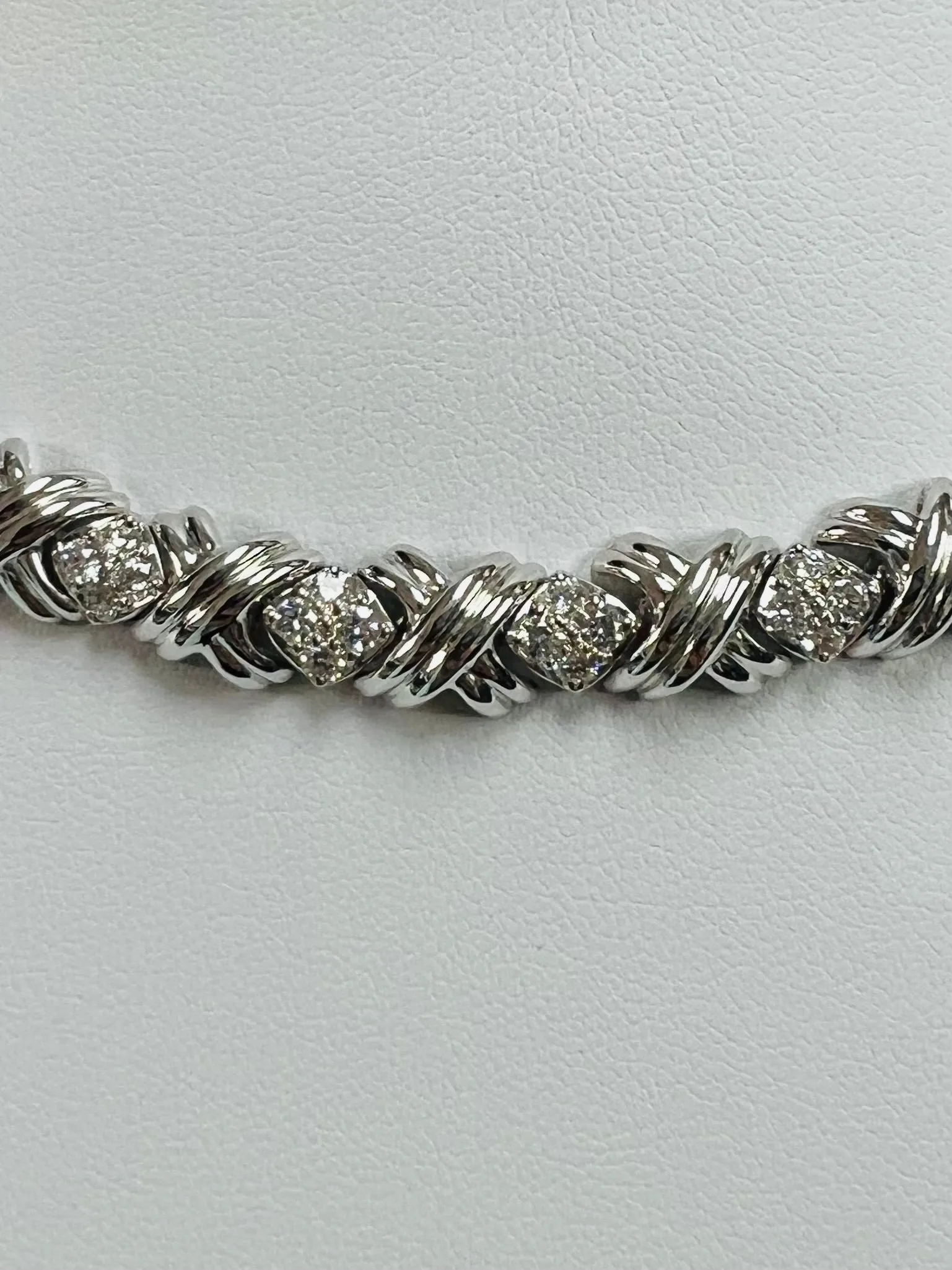 Tiffany White Gold Diamond Signature Necklace