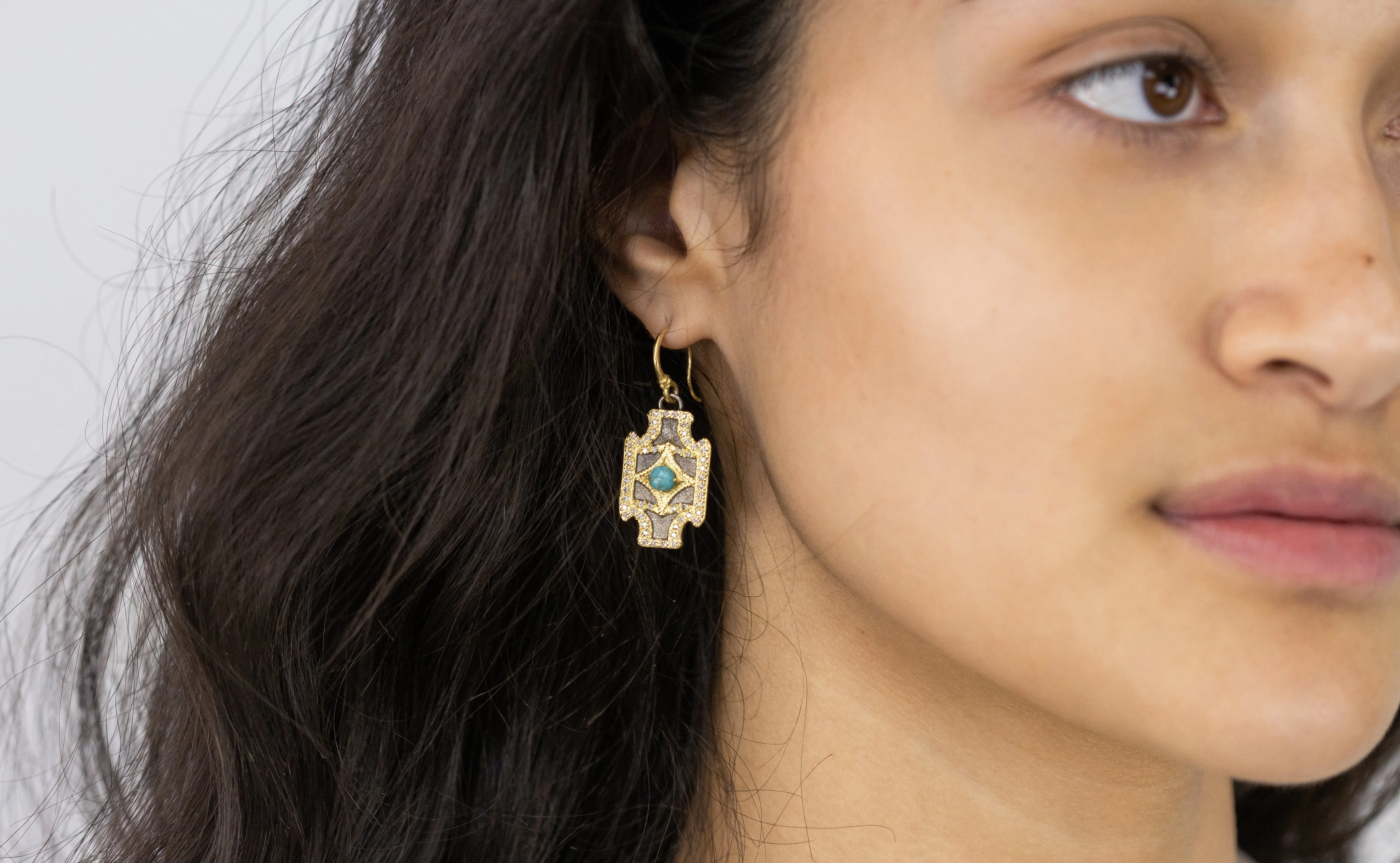 TURQUOISE DROP EARRING