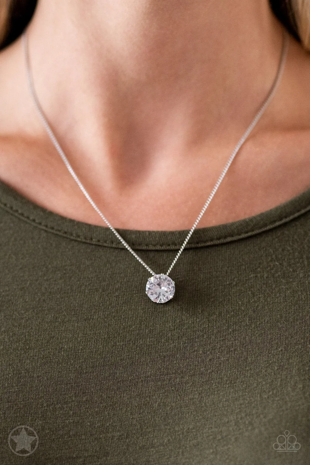 What  a Gem White Necklace Set
